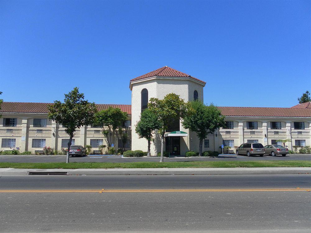 Ocean Gateway Inn Santa Paula Exterior photo